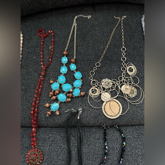 Lot of 7 beautiful necklaces - Picture 1 of 5
